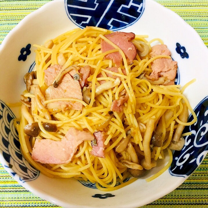 柚子胡椒としめじの麺つゆバターパスタ♪